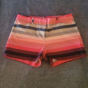 New York & Company Shorts Size 16